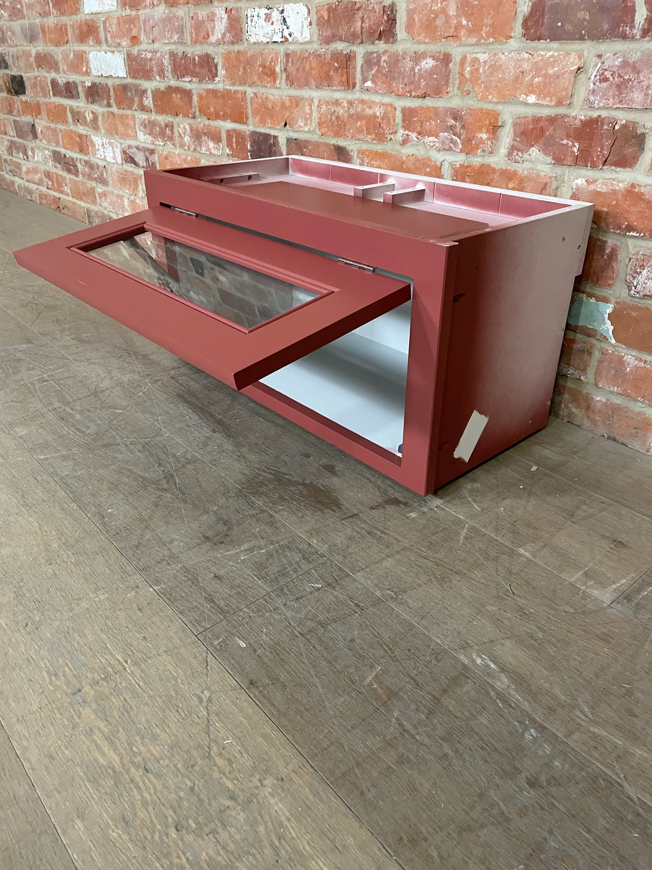 Chichester 690 Glazed Top Box Cabinet - Paprika - Image 4