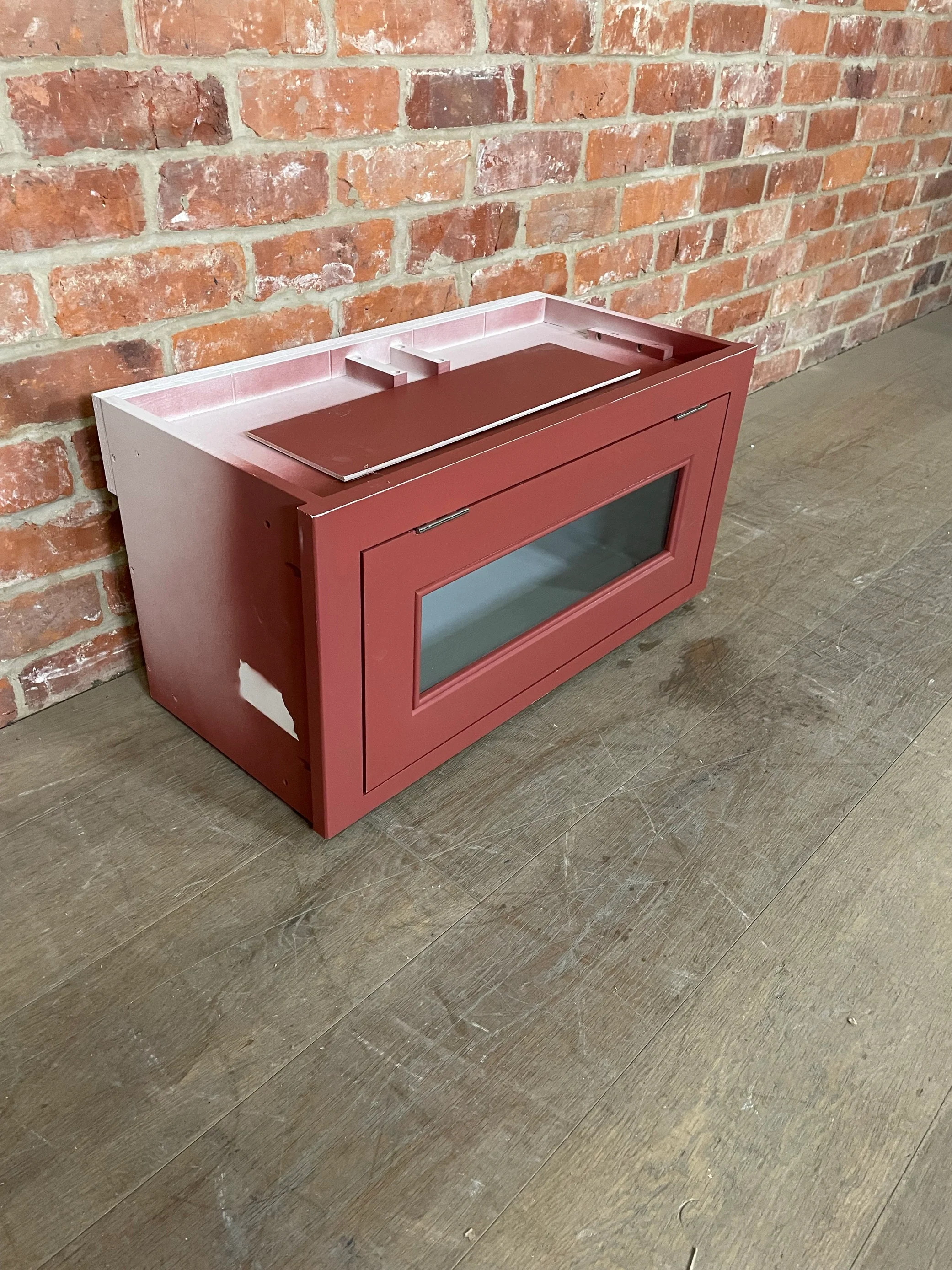 Chichester 690 Glazed Top Box Cabinet - Paprika - Image 4