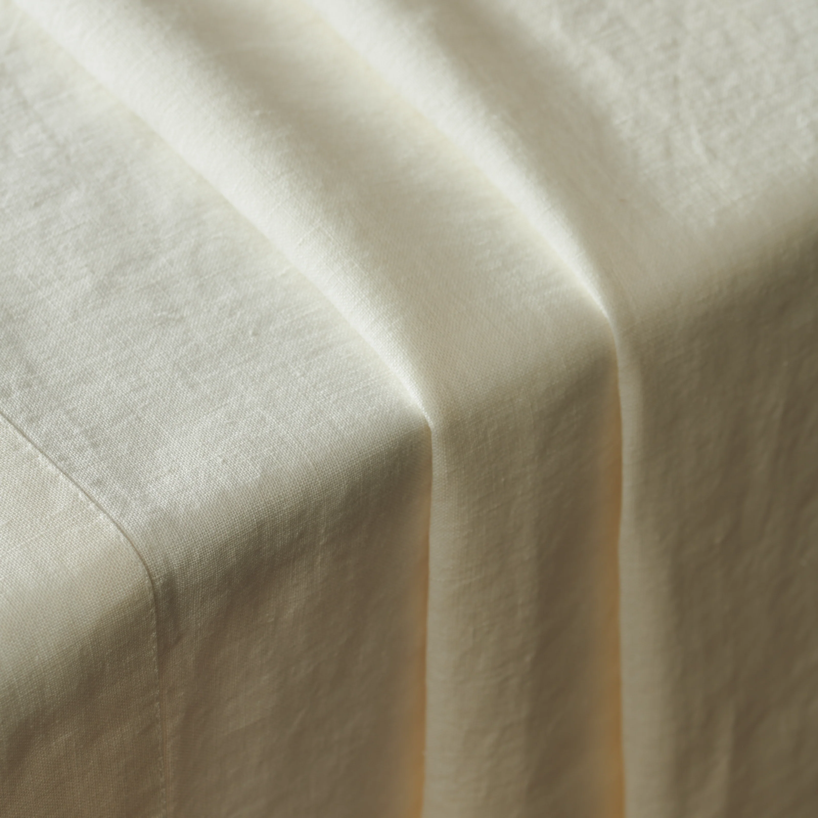 Emily Linen Tablecloth 350cm - Salt - Image 5