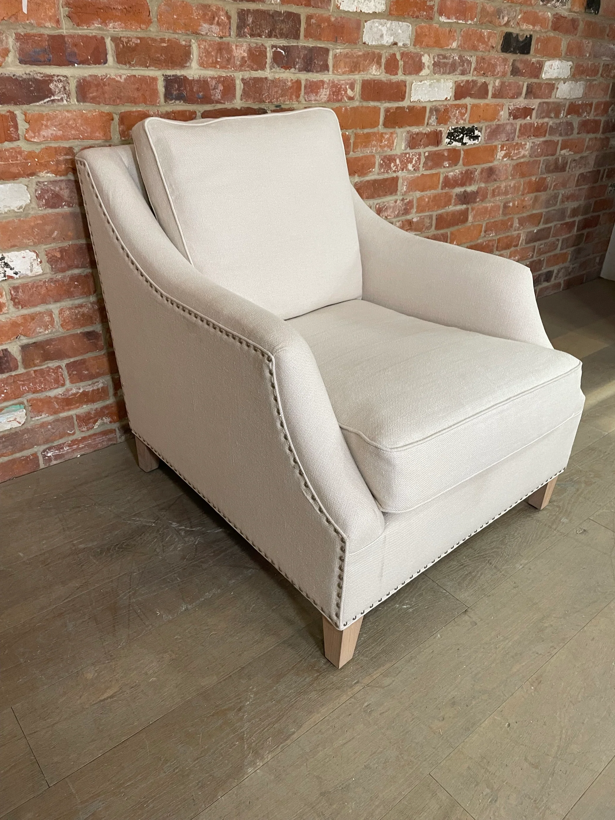 Eva Armchair - Heavyweight Linen Pale Oat - IN Oak Legs - Image 4