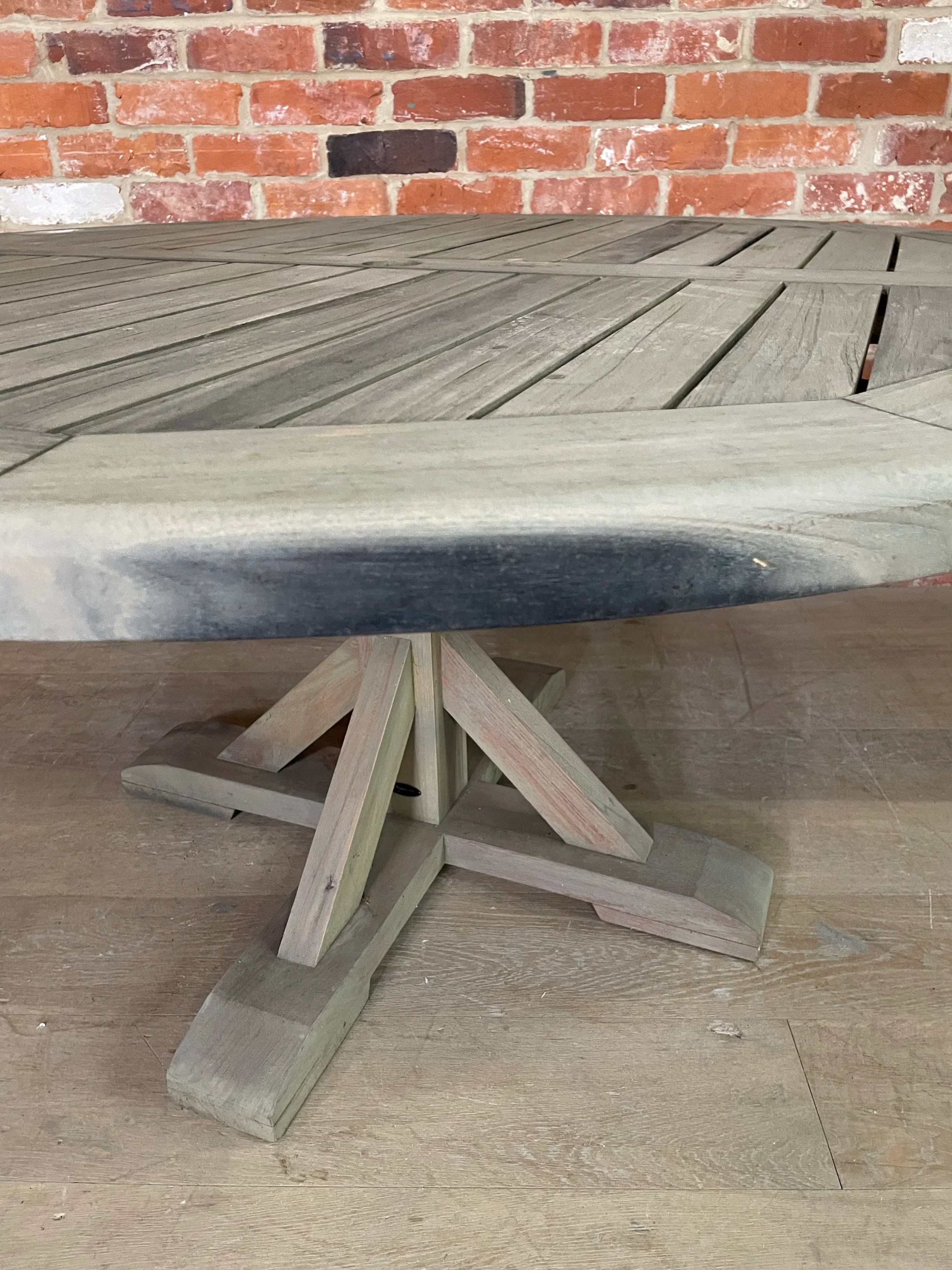 Harmondsworth 6 seater Round Table- Teak - Image 6