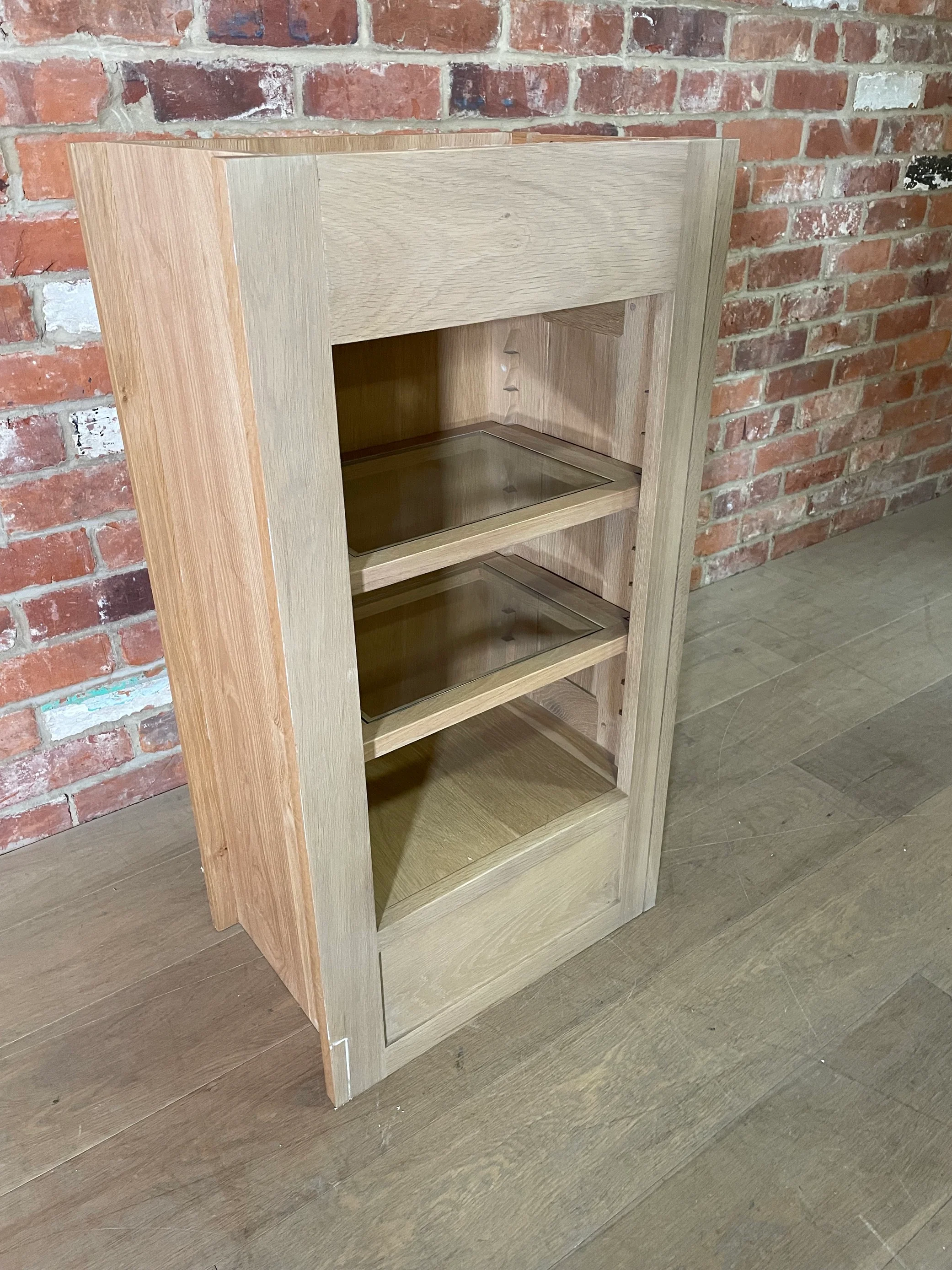 Henley 350 Cooker Hood Side Cabinet - Right - No Lighting - Image 2
