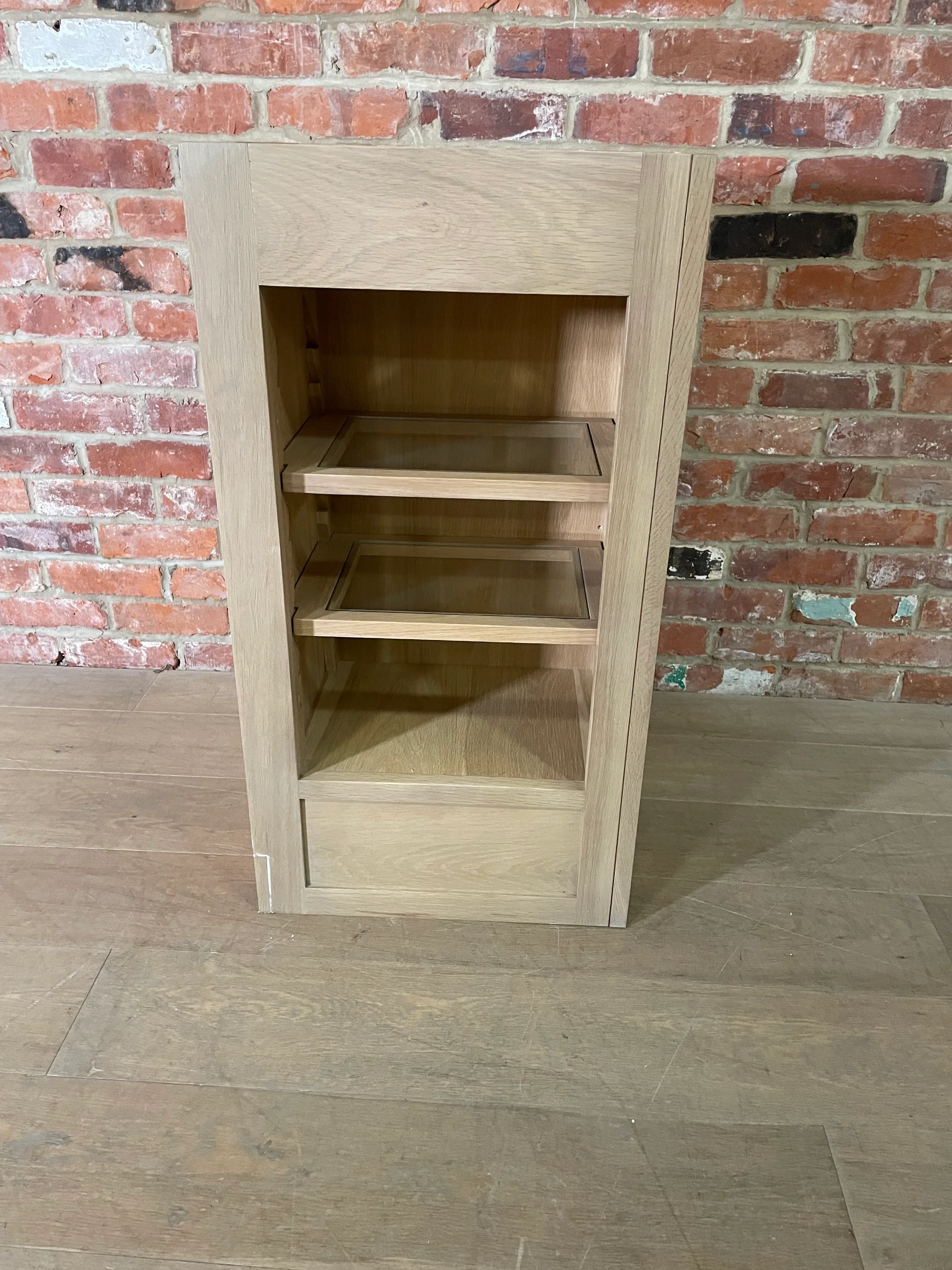 Henley 350 Cooker Hood Side Cabinet - Right - No Lighting - Image 3