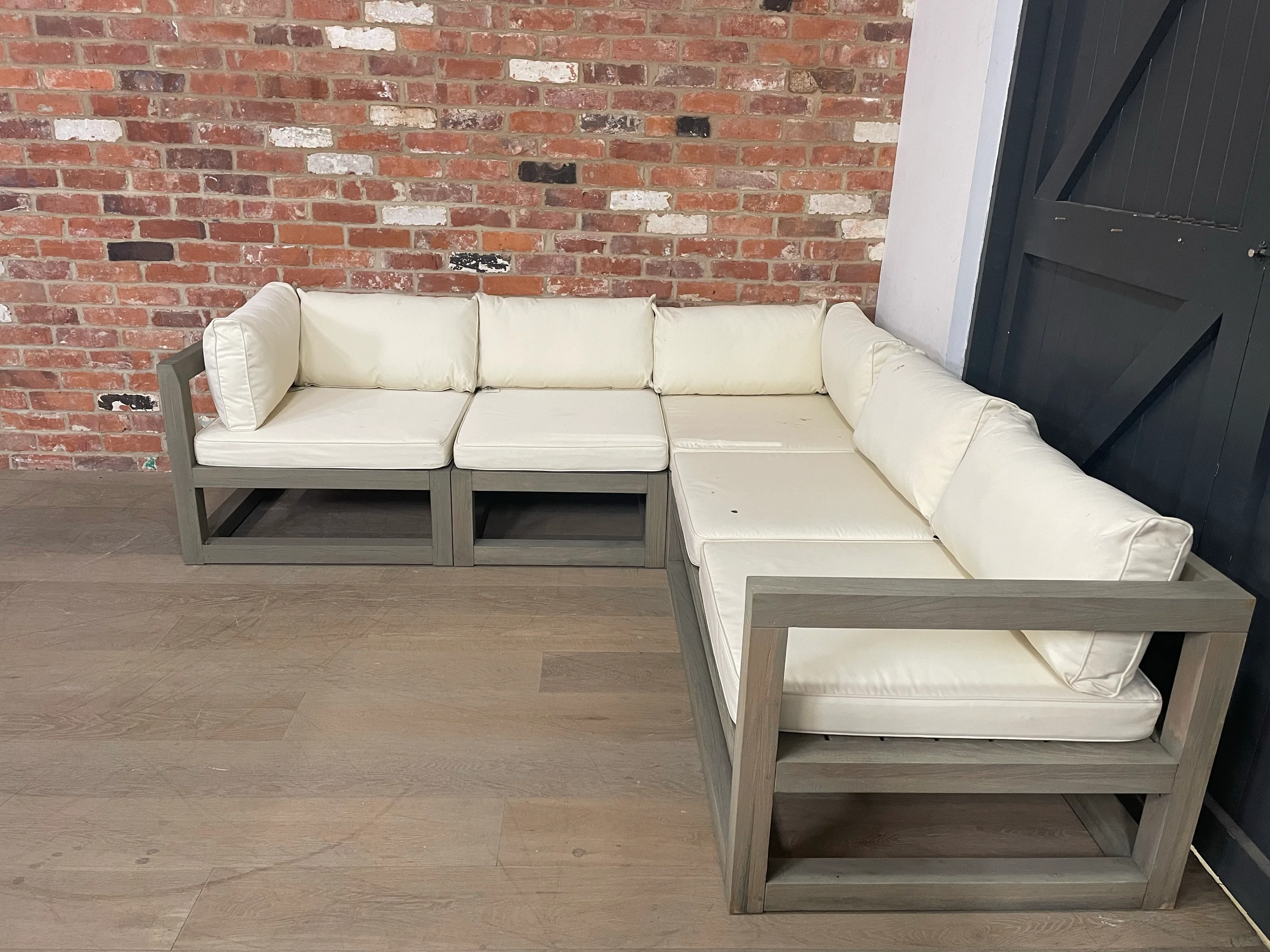 Pembrey Corner Sofa 5 Seater Set with Natural Cushions - Image 3