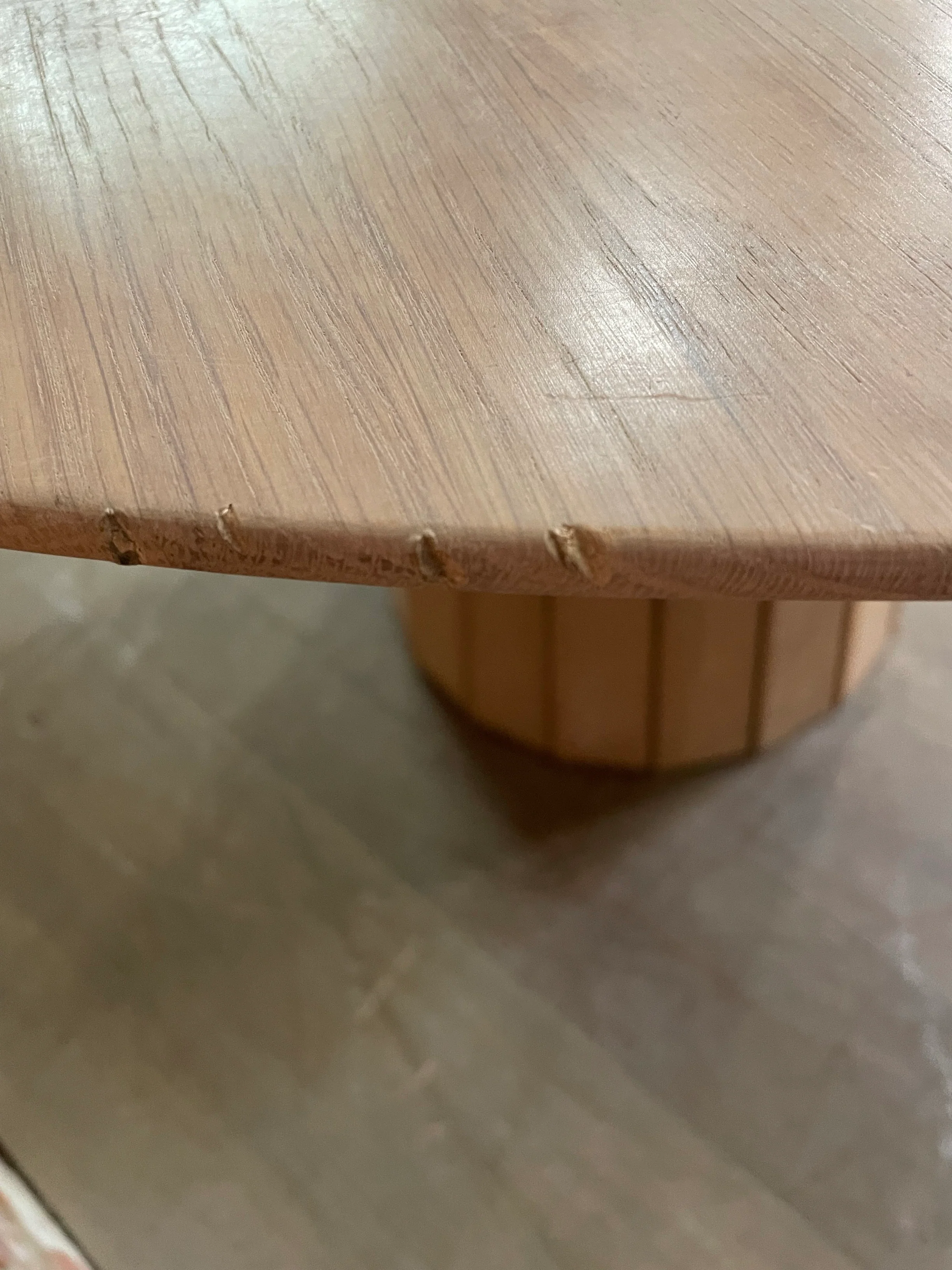 Stratford 4 Seater Dining Round Table, Natural Oak - Image 5
