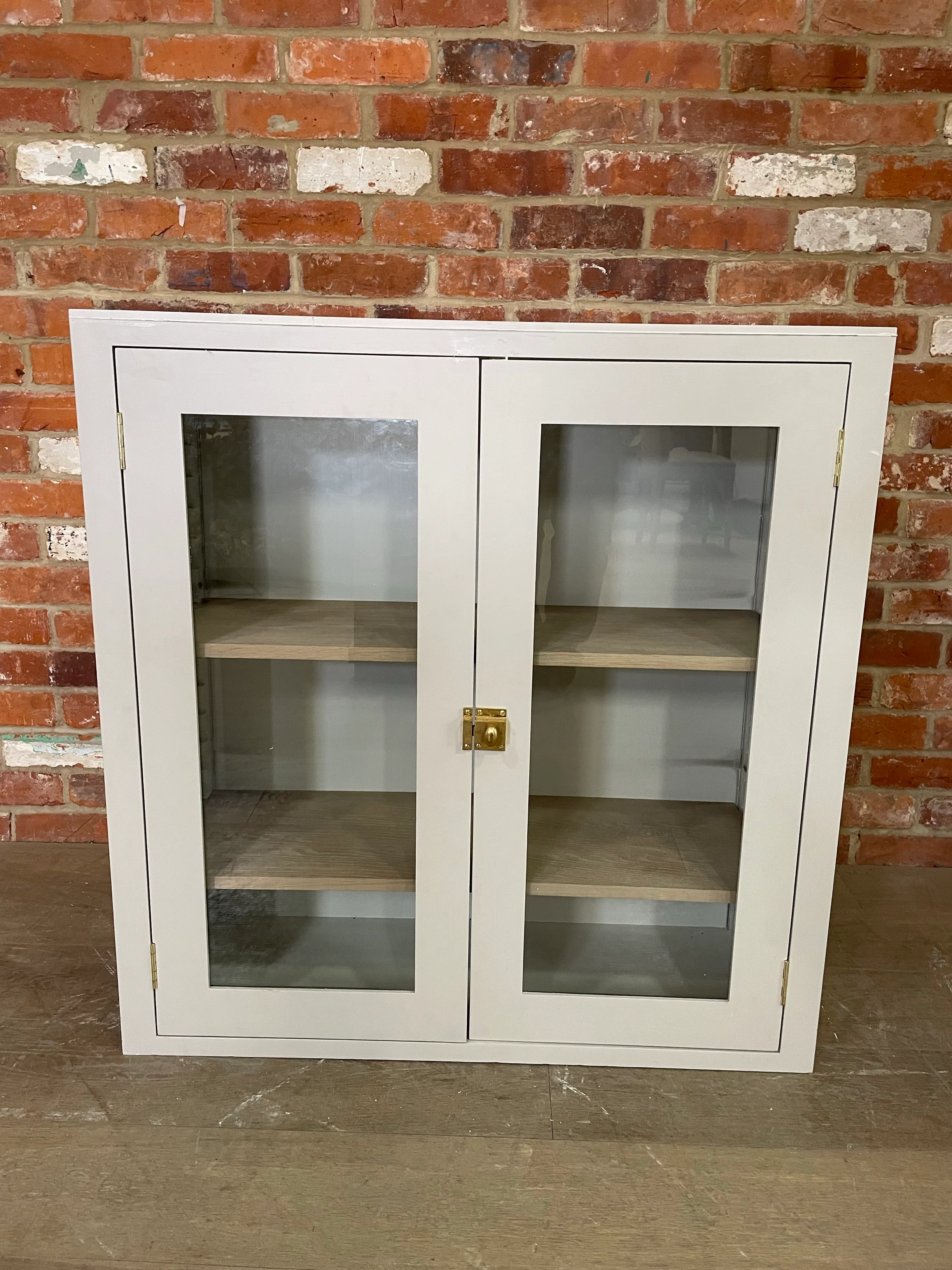 Suffolk 920 Tall 2 Door Glazed Wall Cabinet - Driftwood - Image 2