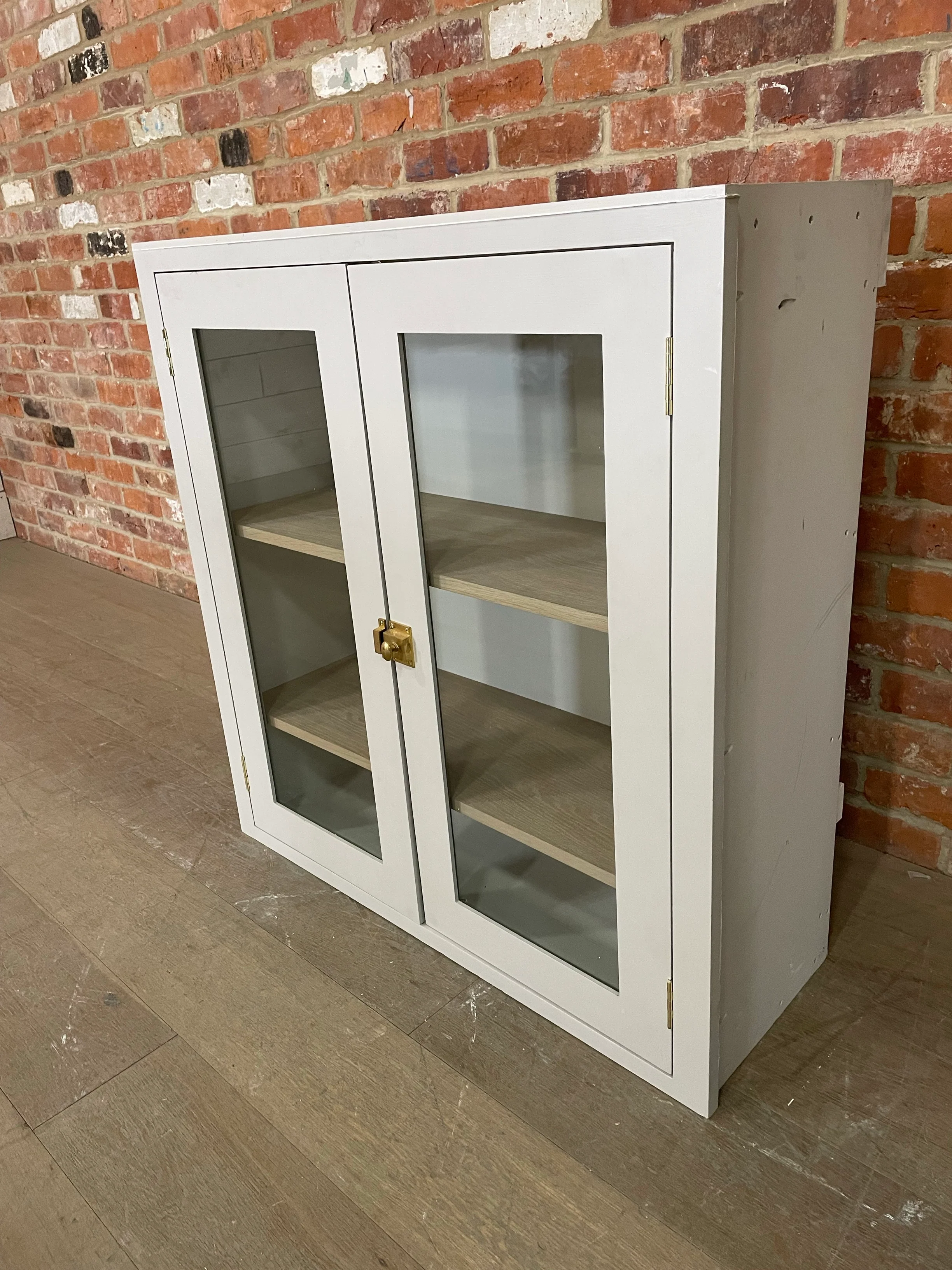 Suffolk 920 Tall 2 Door Glazed Wall Cabinet - Driftwood - Image 3