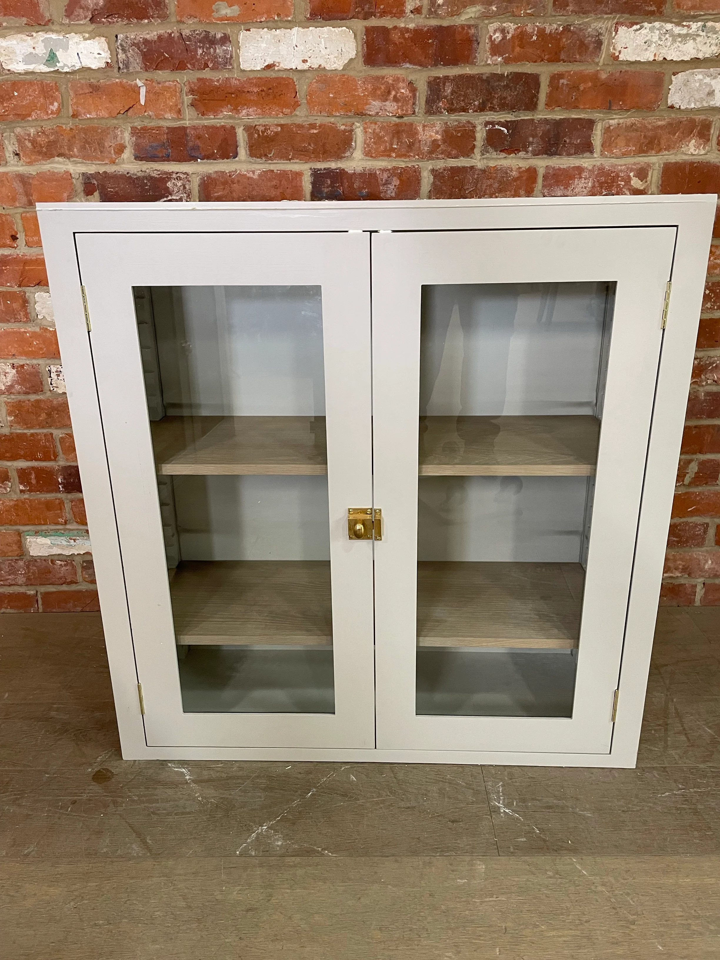 Suffolk 920 Tall 2 Door Glazed Wall Cabinet - Driftwood - Image 2